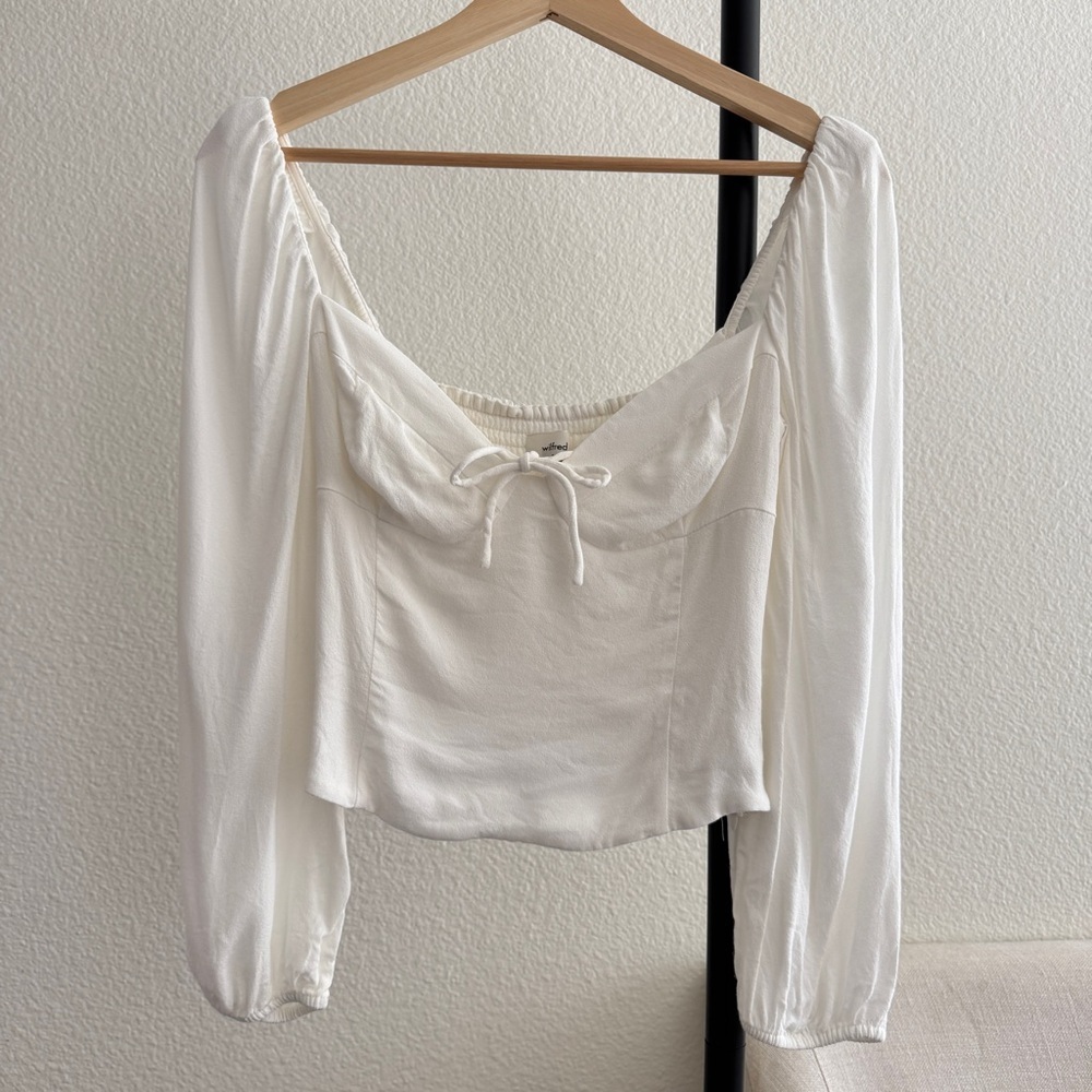 Aritzia sweetheart top